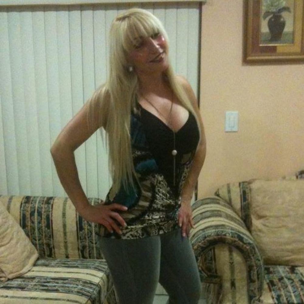 Meet your Posher, Ana